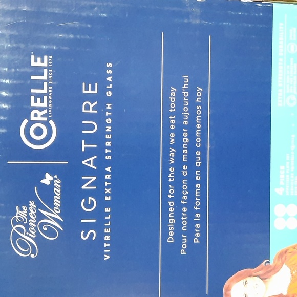 Pioneer Woman Signature Corelle 4pc appetizer plate set - Picture 2 of 6